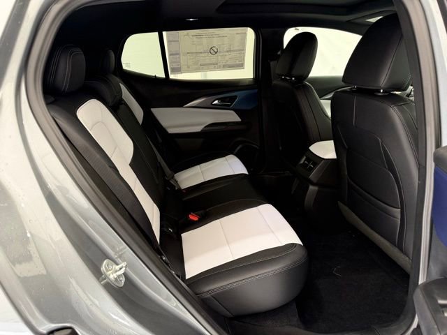 New 2026 Chevrolet Equinox EV LT FWD image 23
