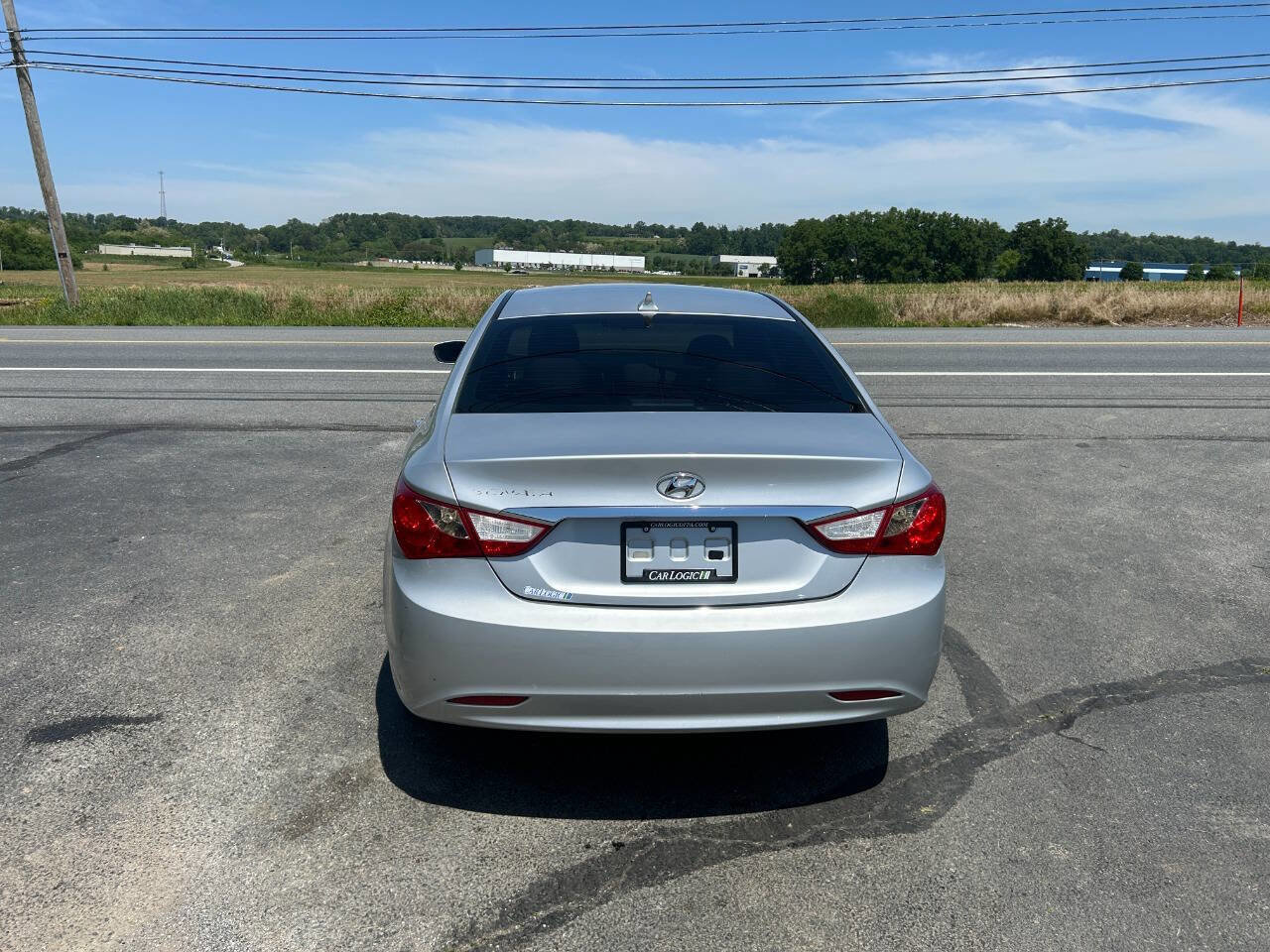 Used 2011 Hyundai Sonata GLS image 9