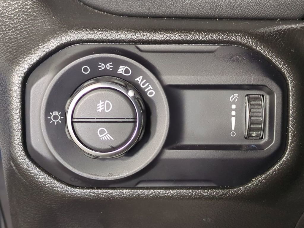 Used 2023 Jeep Gladiator Overland image 28