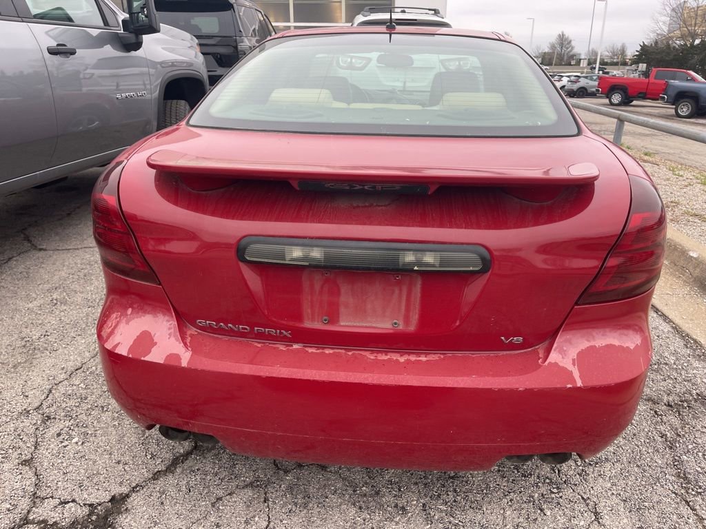 Used 2007 Pontiac Grand Prix GXP w/ Sun And Sound Package image 4