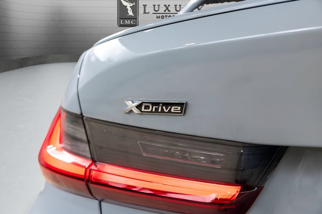 Used 2026 BMW 330i xDrive Sedan AWD/4WD image 18