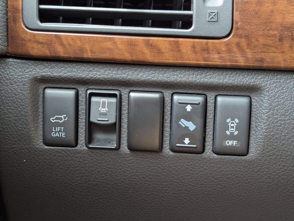 Used 2015 Nissan Armada Platinum w/ 2nd Row Captain Seat Package AWD/4WD image 13