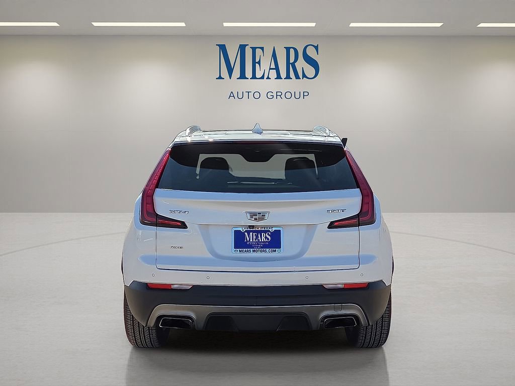 Used 2020 Cadillac XT4 Premium Luxury image 4