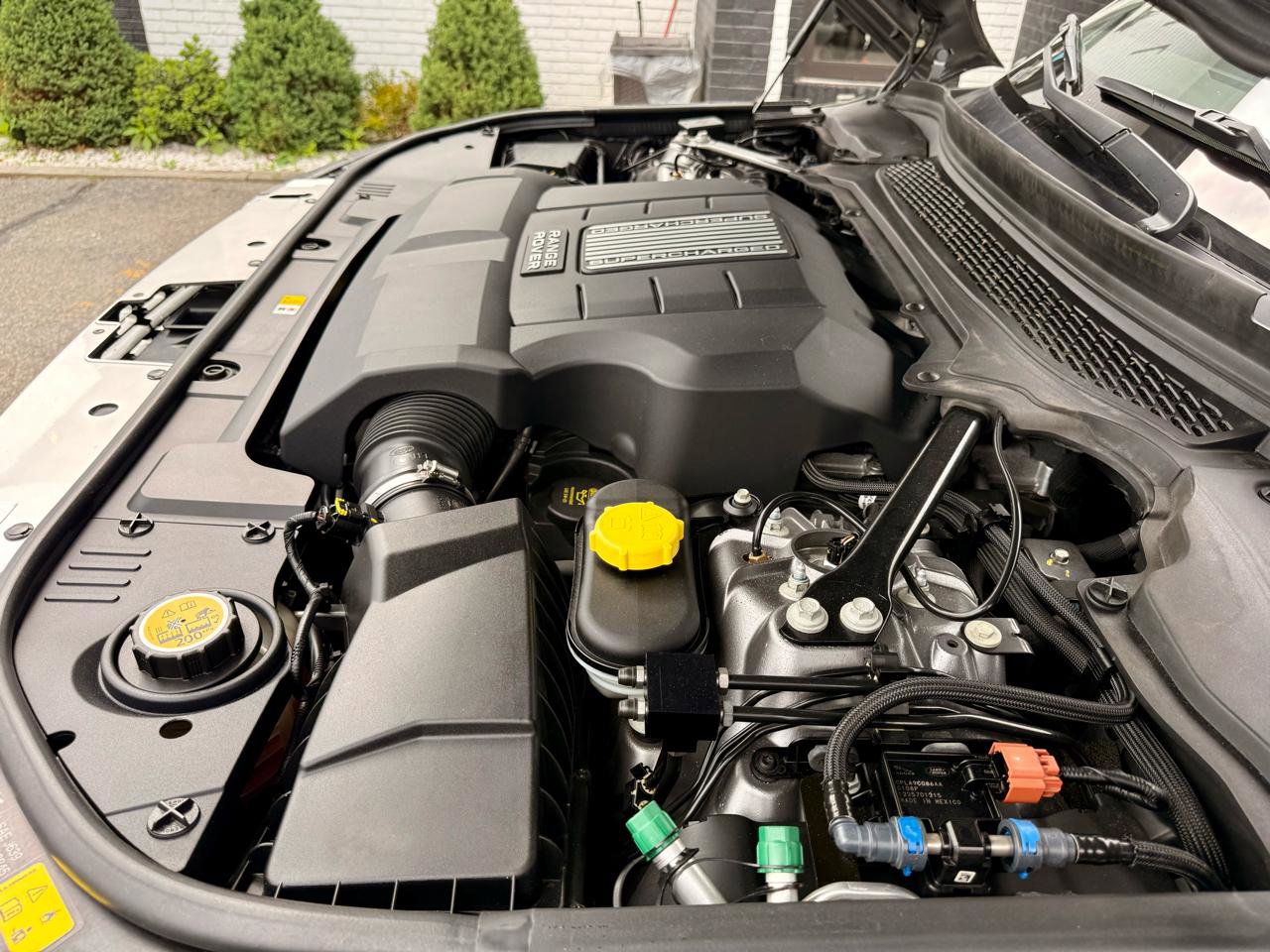 Used 2014 Land Rover Range Rover Autobiography AWD/4WD image 36