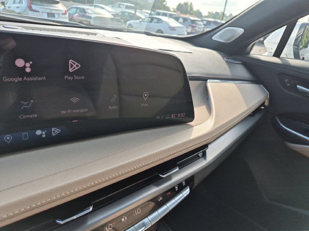Certified 2024 Cadillac XT4 Luxury FWD image 20