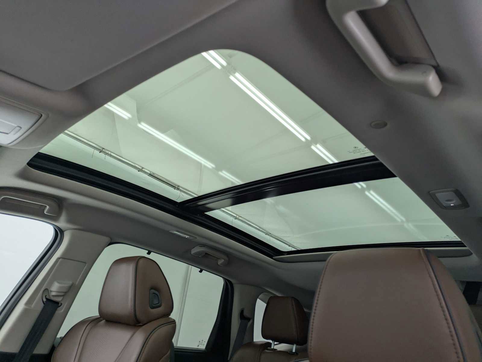 Used 2023 Acura MDX SH-AWD w/ Advance Package image 19