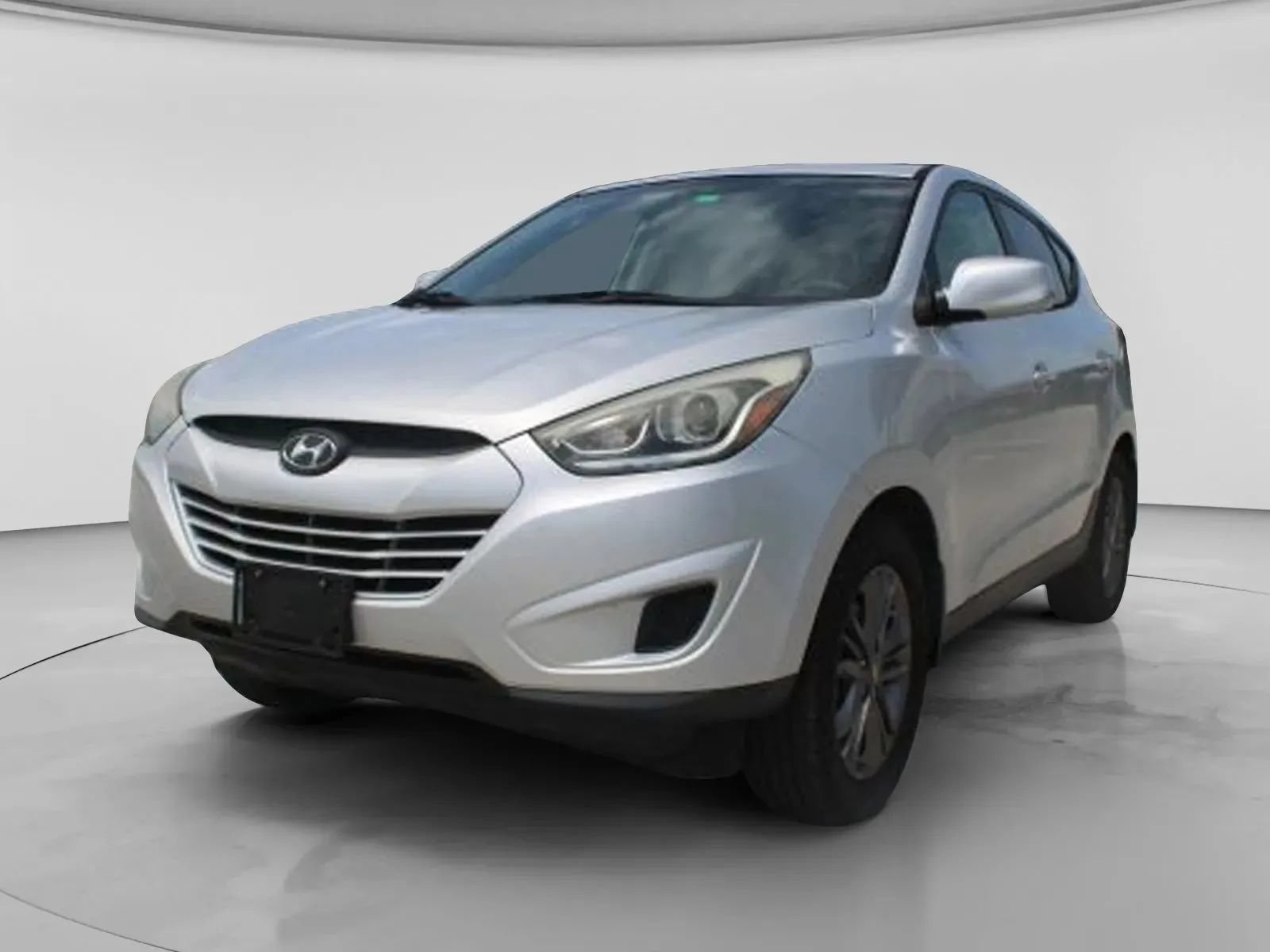 Used 2015 Hyundai Tucson GLS w/ Option Group 02 FWD image 2