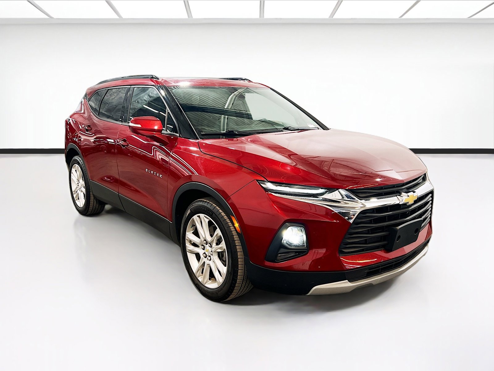 Used 2019 Chevrolet Blazer LT w/ Sun and Wheels Package image 3