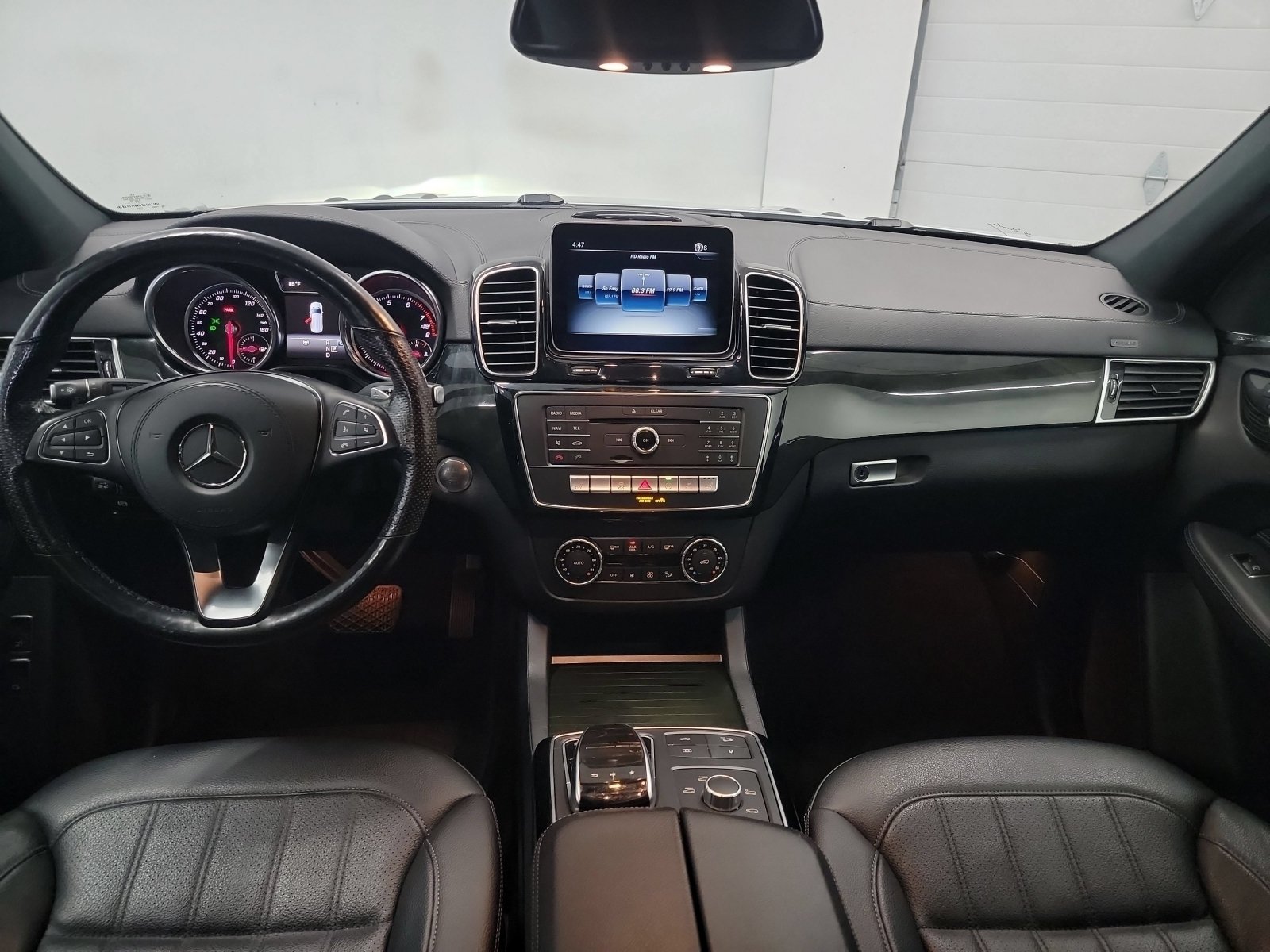 Used 2019 Mercedes-Benz GLS 450 4MATIC image 15