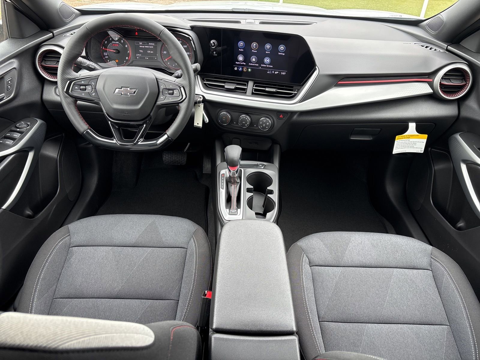 New 2026 Chevrolet Trax RS w/ Sunroof Package image 21