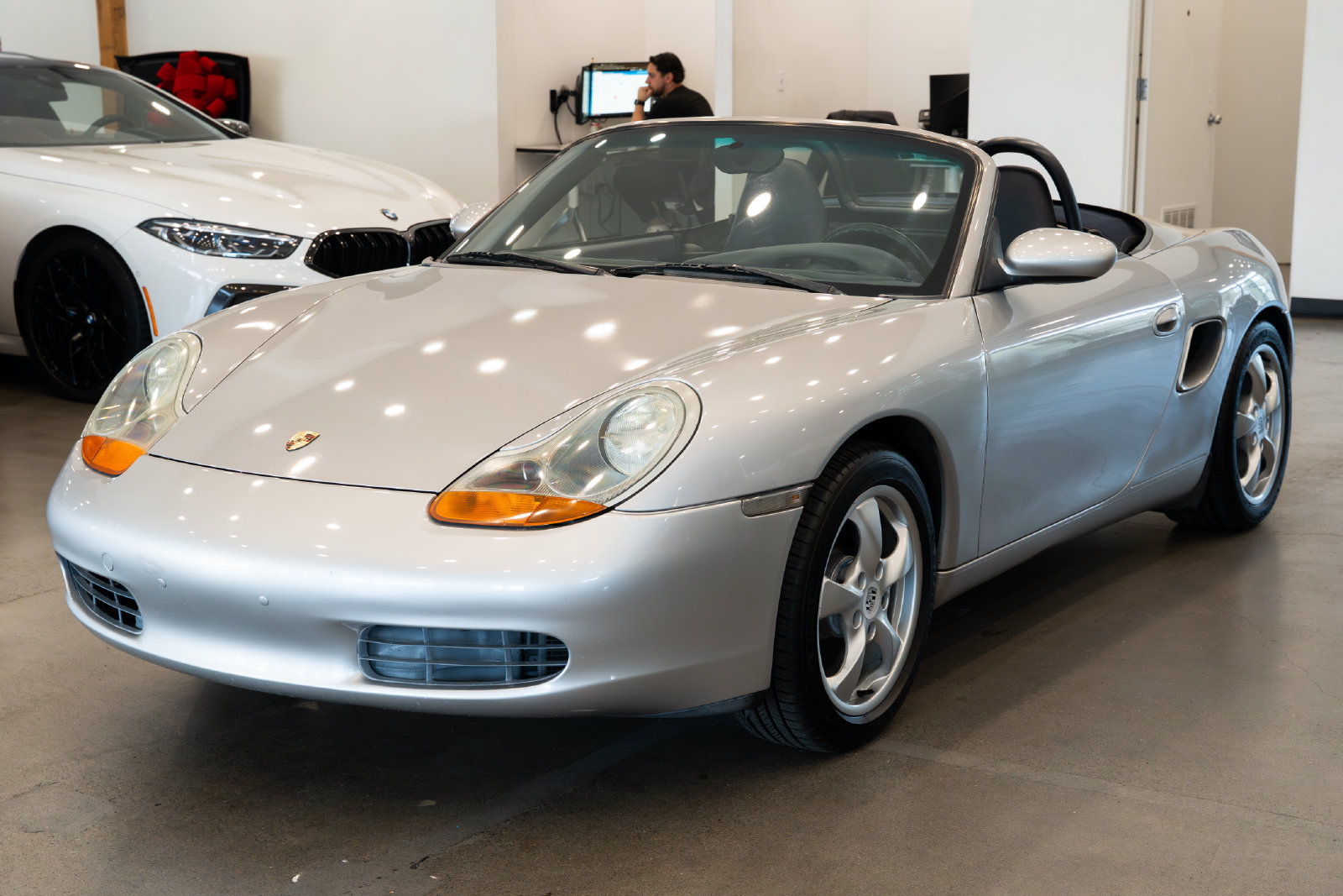 Used 2001 Porsche Boxster RWD image 7