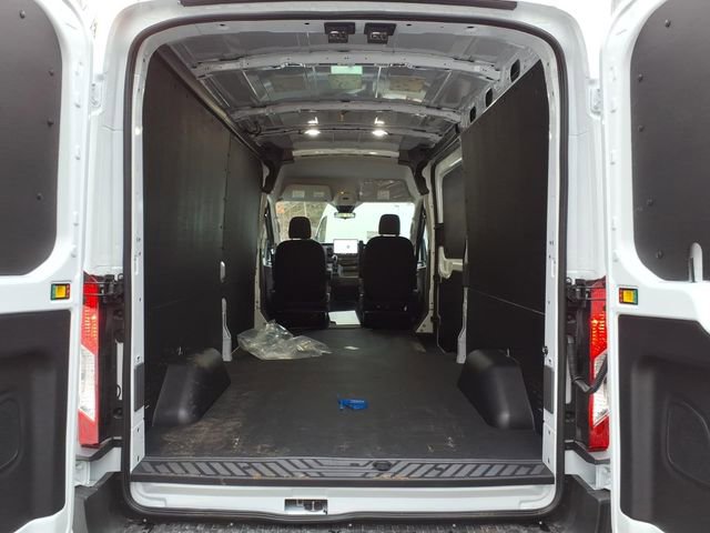 New 2026 Ford Transit 150 148 Medium Roof AWD w/ Load Area Protection Package image 7