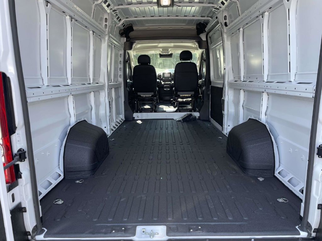 New 2026 RAM ProMaster 3500 w/ Convenience Group FWD image 39