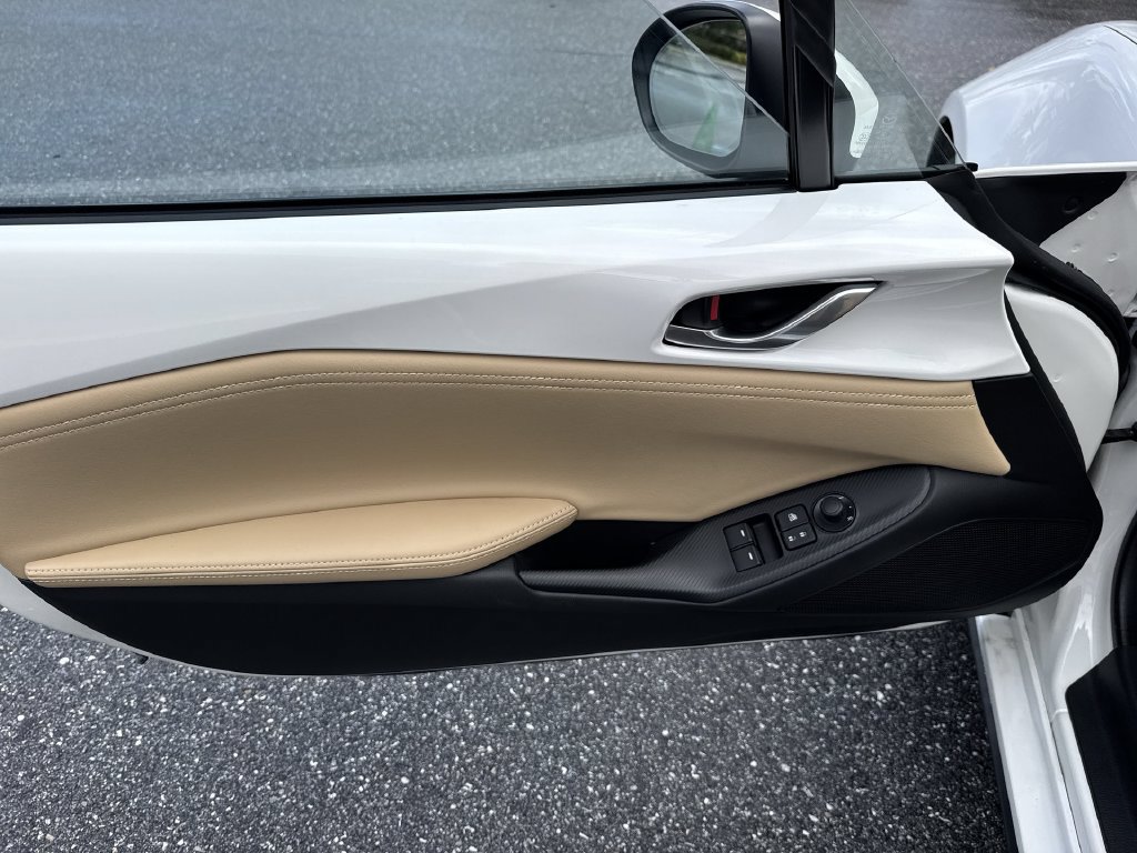 New 2026 MAZDA MX-5 Miata Grand Touring RWD image 37