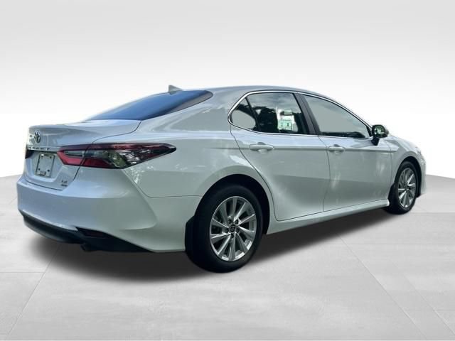 Used 2023 Toyota Camry LE w/ Cold Weather Package AWD/4WD image 5