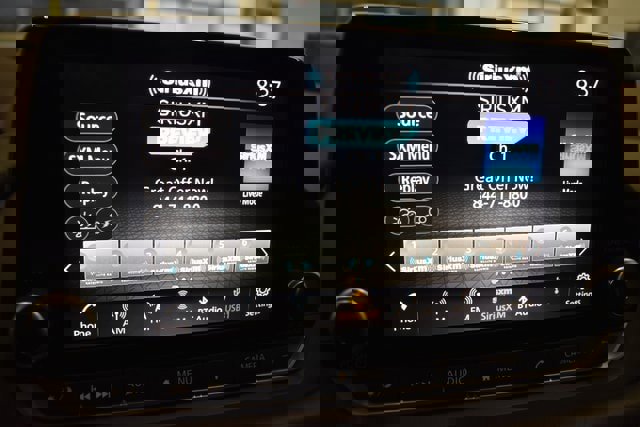 Used 2023 Nissan Rogue SV image 28