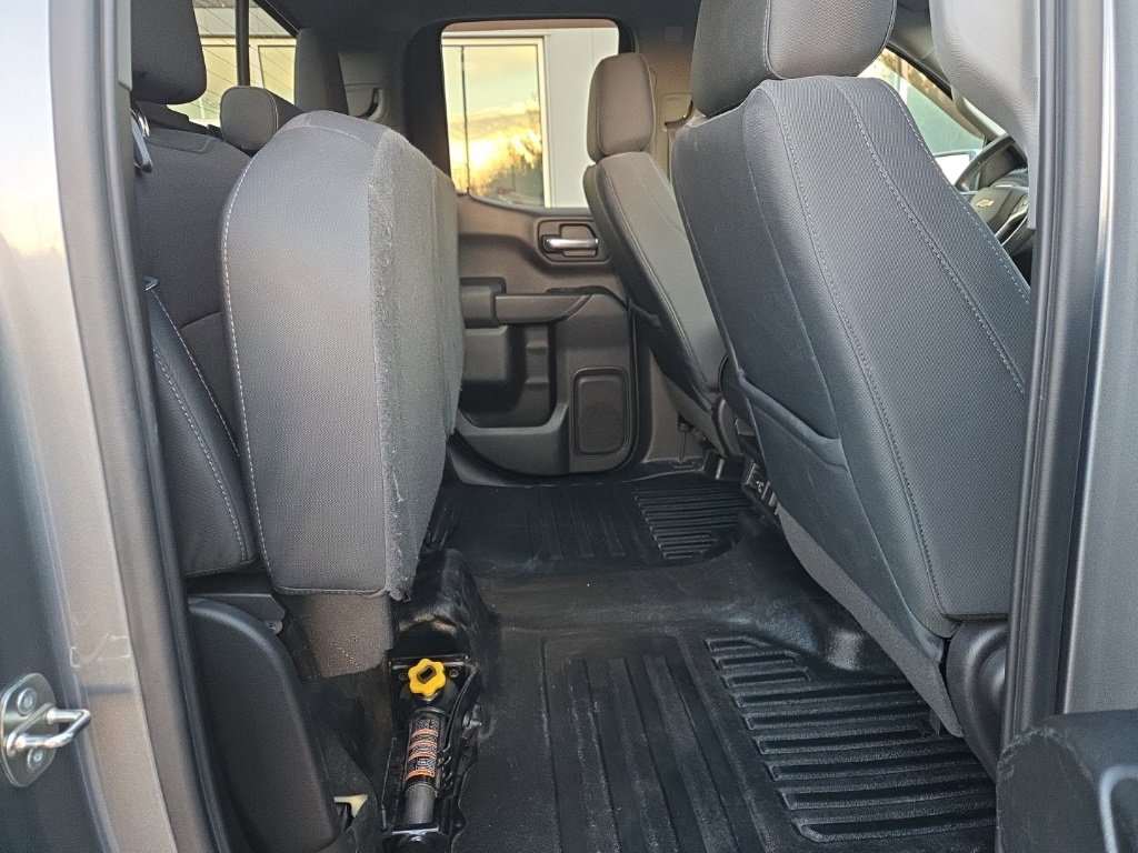 Used 2019 Chevrolet Silverado 1500 LT image 30