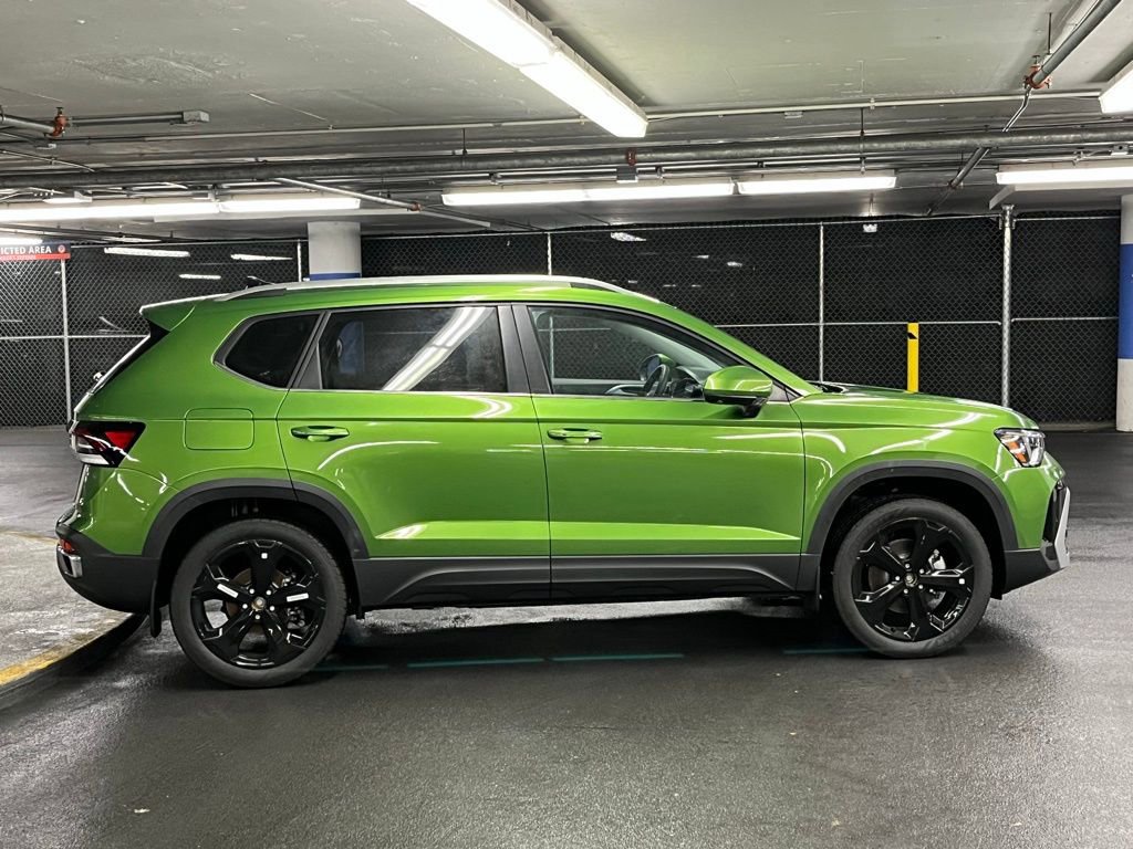 New 2025 Volkswagen Taos SEL AWD/4WD image 38