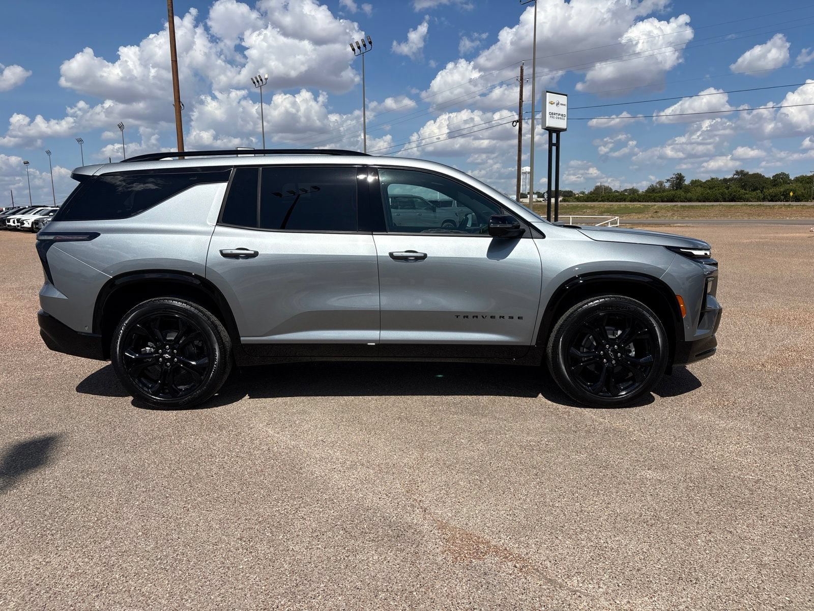 New 2027 Chevrolet Traverse RS AWD/4WD image 7