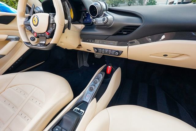 Used 2021 Ferrari F8 Tributo image 86