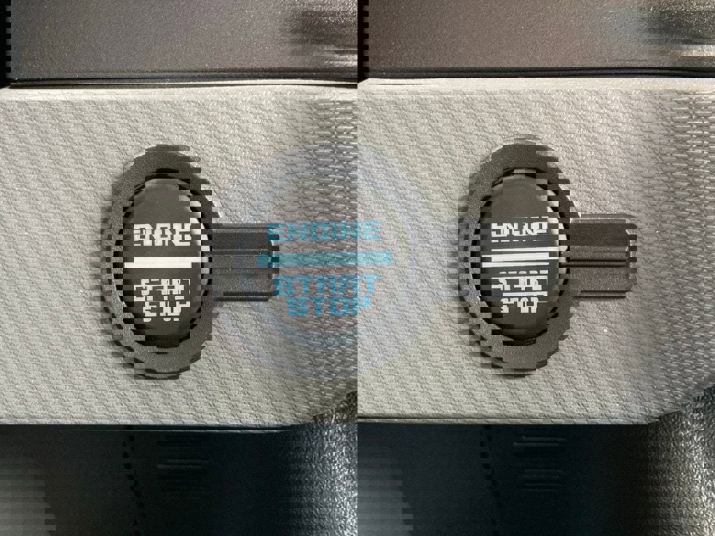 Used 2023 Ford Bronco Big Bend w/ Sasquatch Package image 19