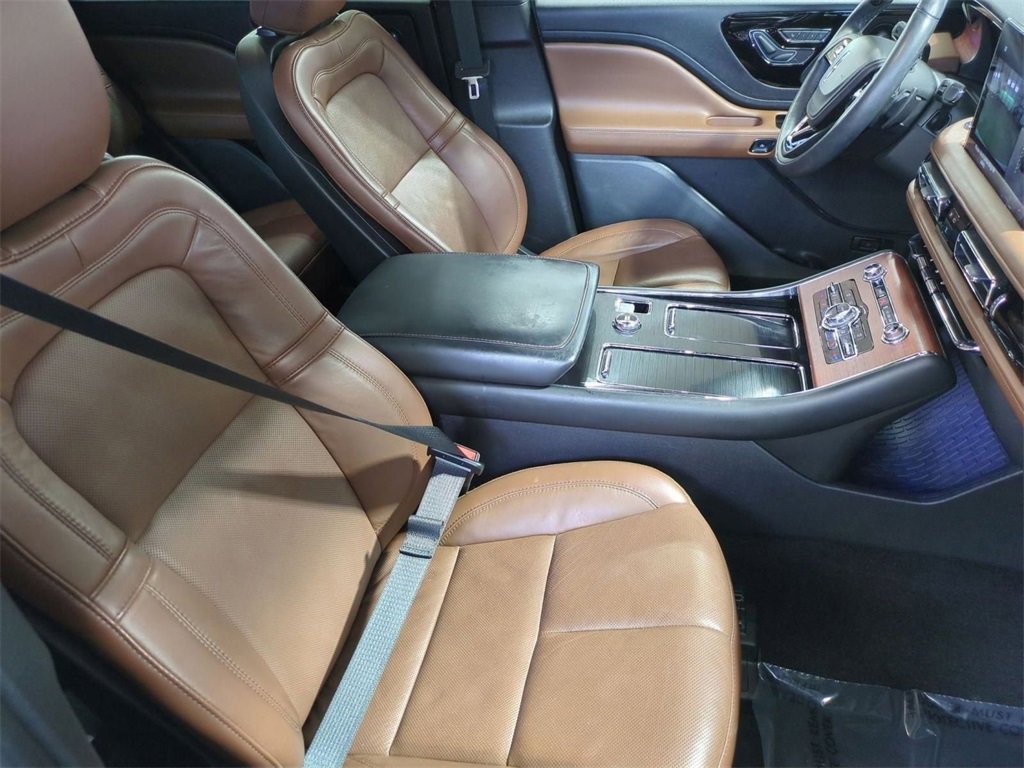 Certified 2023 Lincoln Aviator Reserve w/ Equipment Group 201A image 32