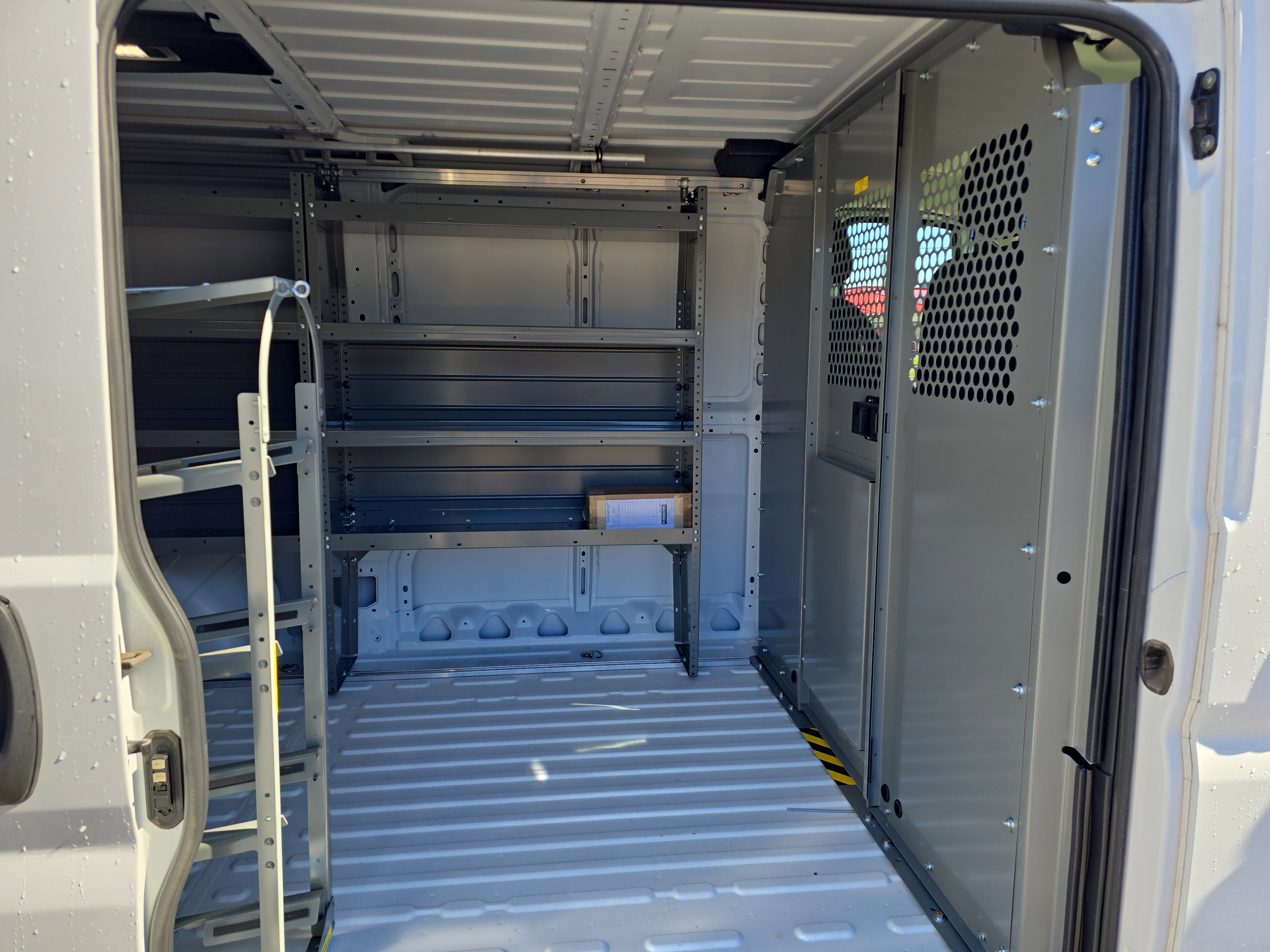 Used 2025 RAM ProMaster 2500 w/ Quick Order Package 22G SLT image 10