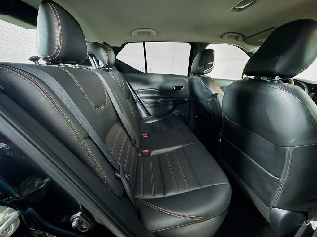 Used 2018 Nissan Kicks SR w/ Premium Package image 32