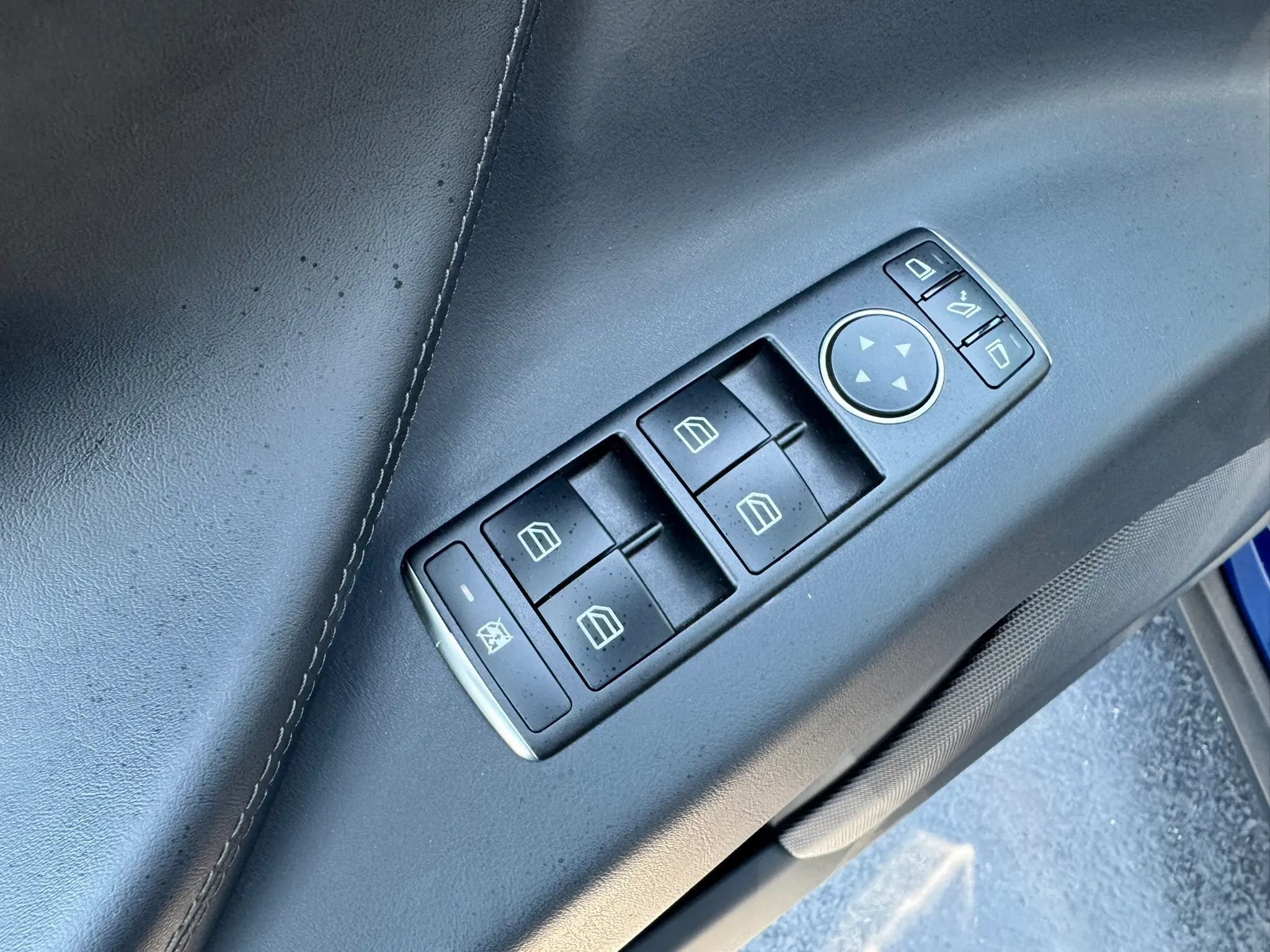 Used 2020 Tesla Model X Long Range AWD/4WD image 24