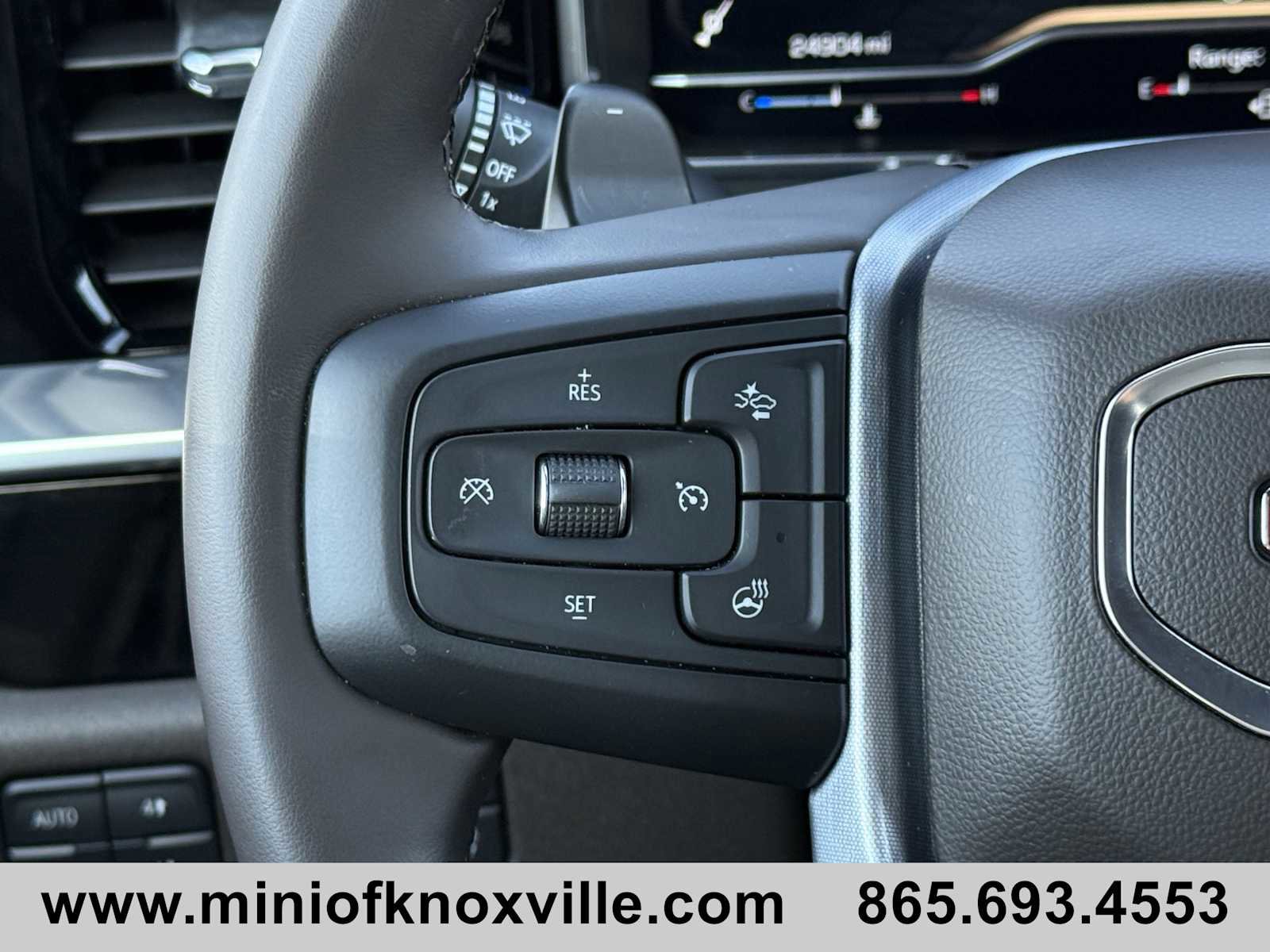 Used 2023 GMC Sierra 1500 SLT w/ SLT Premium Package image 16