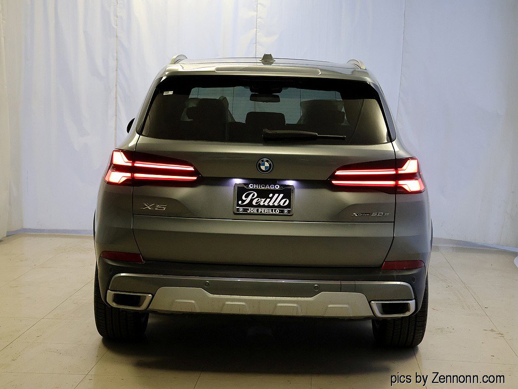 New 2026 BMW X5 xDrive50e w/ Executive Package image 7