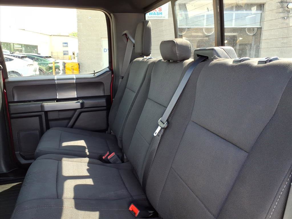 Used 2018 Ford F150 XLT w/ Equipment Group 302A Luxury AWD/4WD image 14