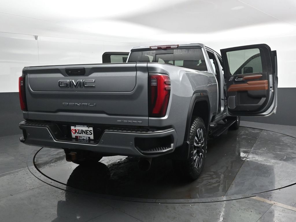 Used 2024 GMC Sierra 3500 Denali Ultimate image 51