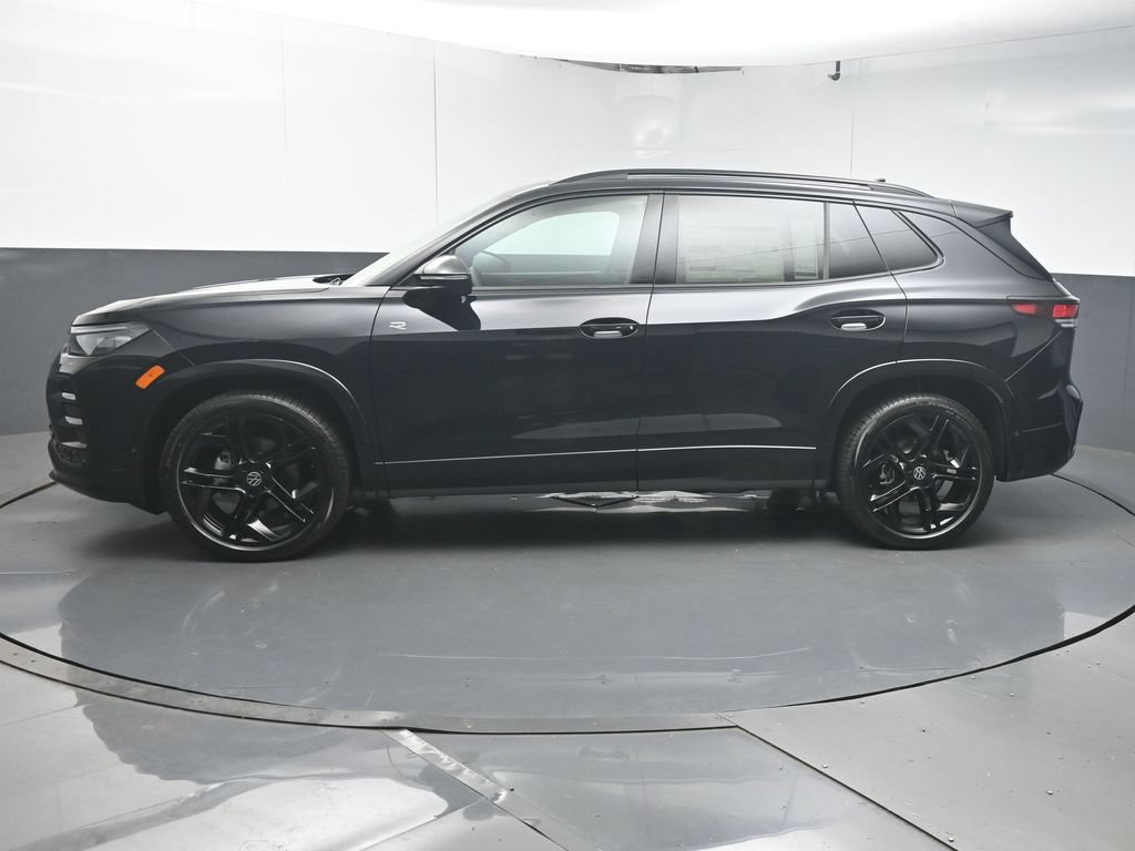 New 2026 Volkswagen Tiguan SE R-Line FWD image 5