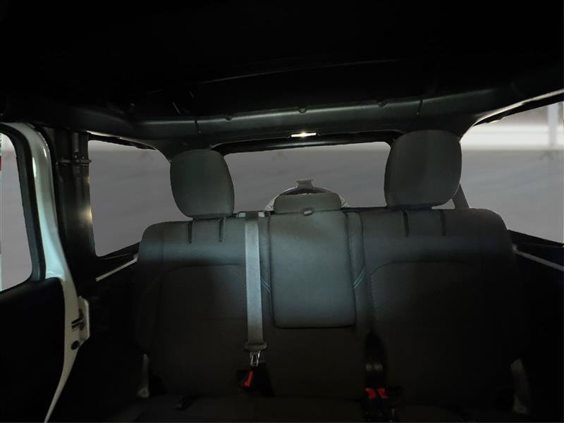 Used 2023 Jeep Wrangler Unlimited Rubicon 4xe w/ Cold Weather Group AWD/4WD image 13