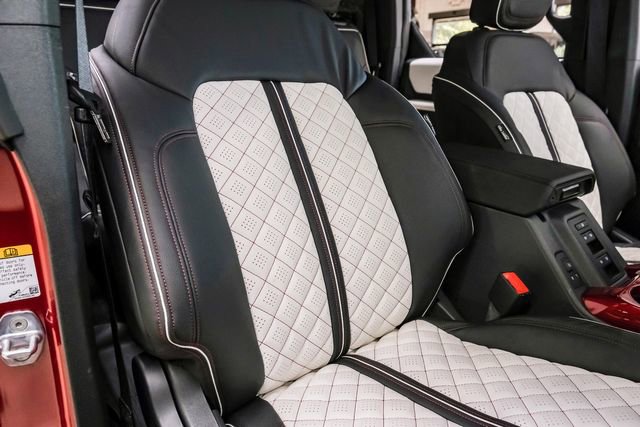 Used 2025 Ford Bronco Heritage Edition image 17