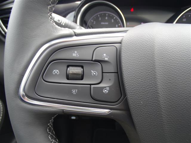 Used 2023 Buick Encore GX Essence w/ Experience Buick Package image 14