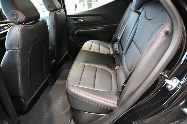 New 2027 Chevrolet Bolt RS w/ Technology Package FWD image 12