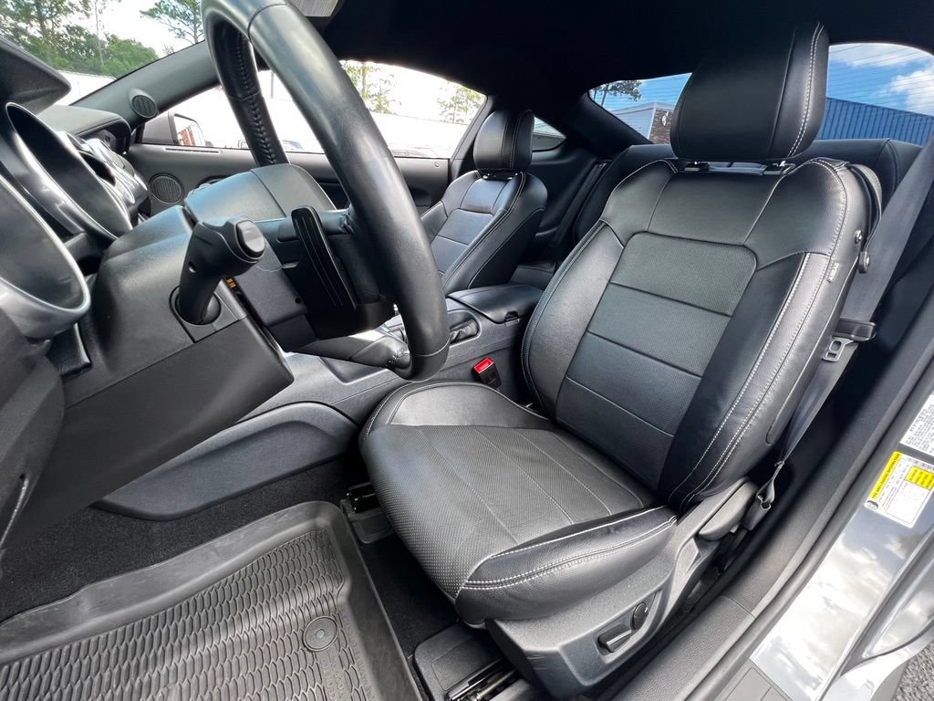 Used 2021 Ford Mustang GT Premium w/ GT Performance Package RWD image 19