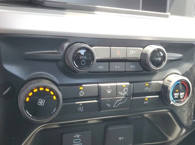 New 2025 Ford F350 XL w/ XL Chrome Package image 13