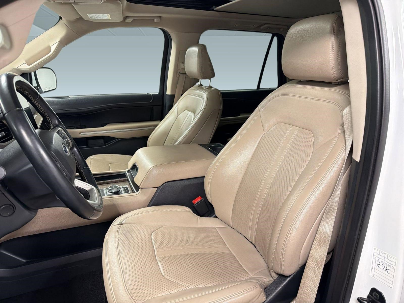 Used 2023 Ford Expedition Max Limited image 3