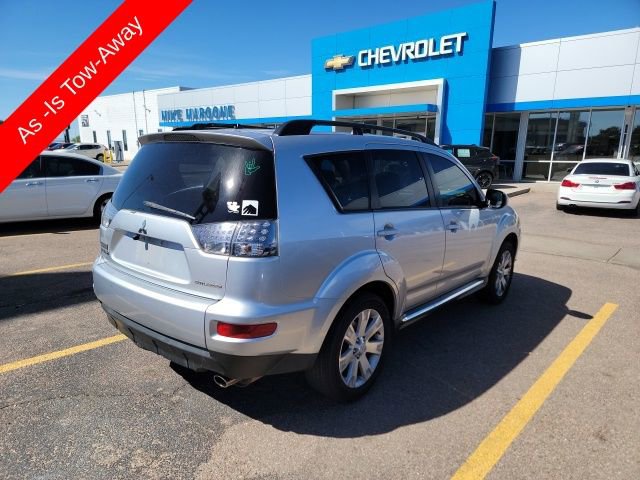 Used 2010 Mitsubishi Outlander SE image 4