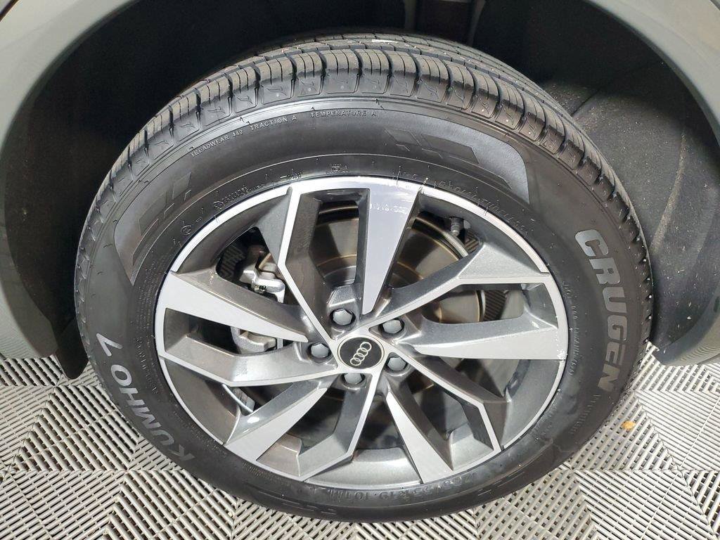 Used 2024 Audi Q5 2.0T Premium Plus AWD/4WD image 12