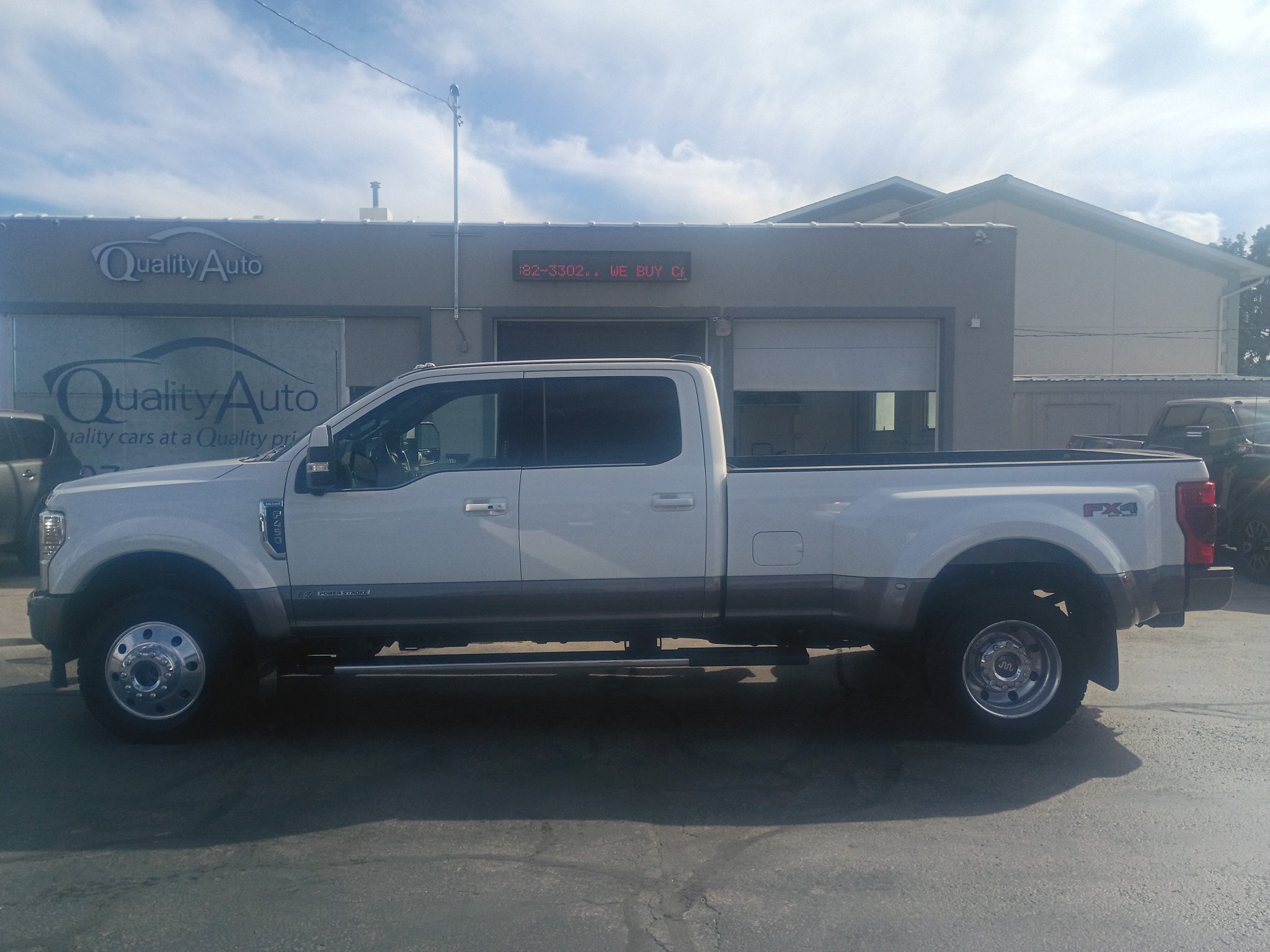 Used 2022 Ford F450 King Ranch w/ King Ranch Ultimate Package AWD/4WD image 1