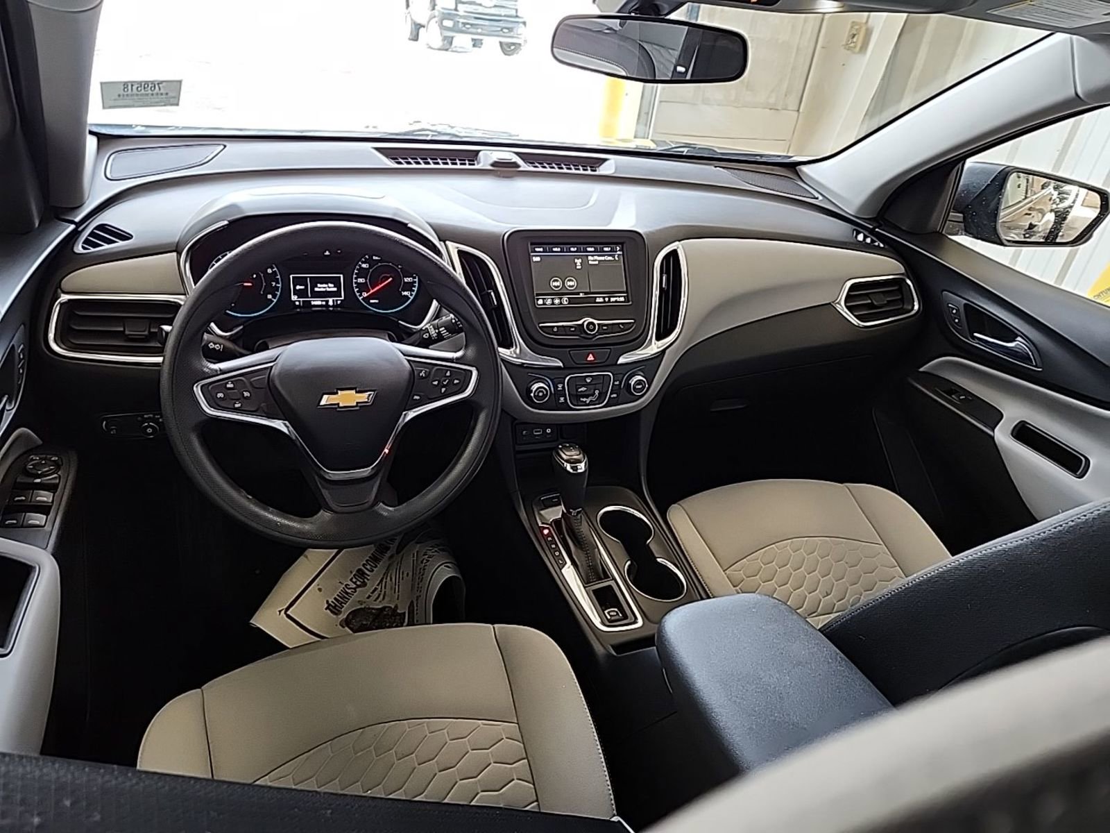 Used 2019 Chevrolet Equinox LS w/ LS Convenience Package image 8