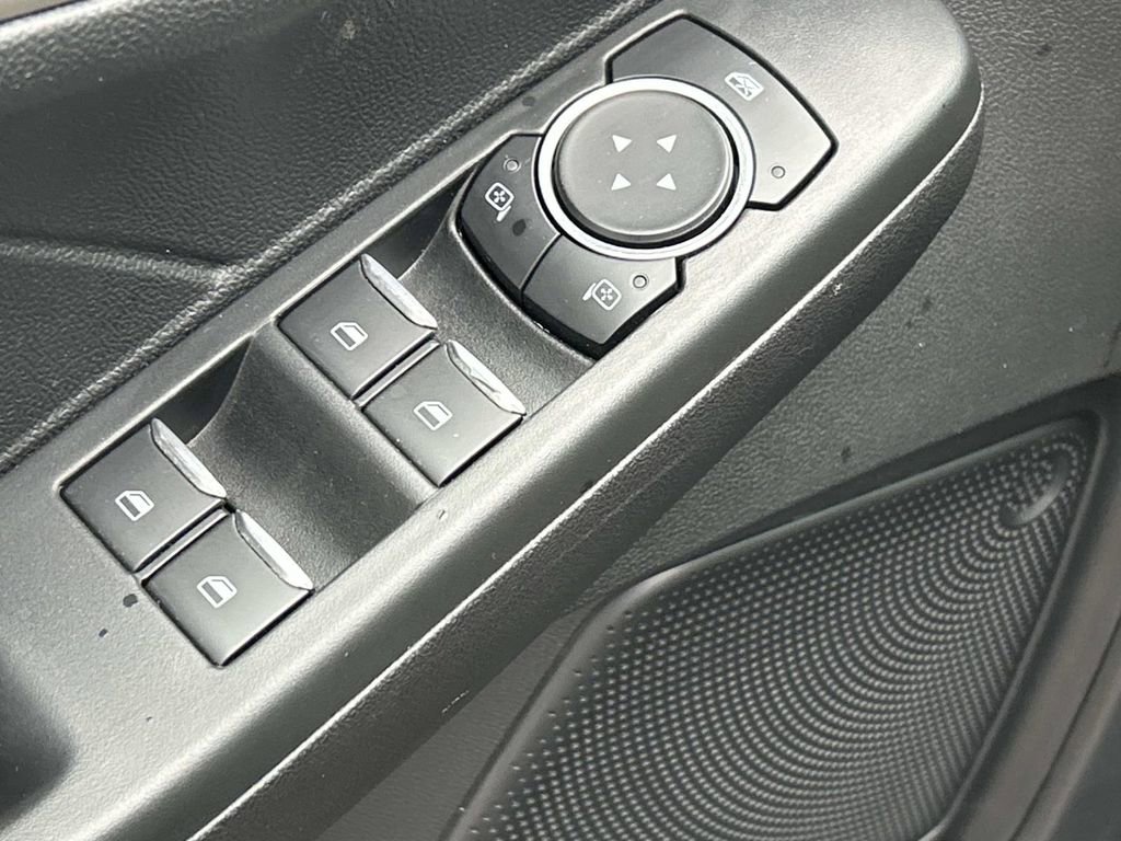 Used 2021 Ford Escape SEL w/ Technology Package image 19