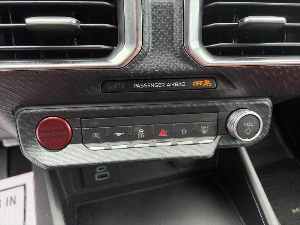 Used 2025 Ford Mustang GT Premium RWD image 28