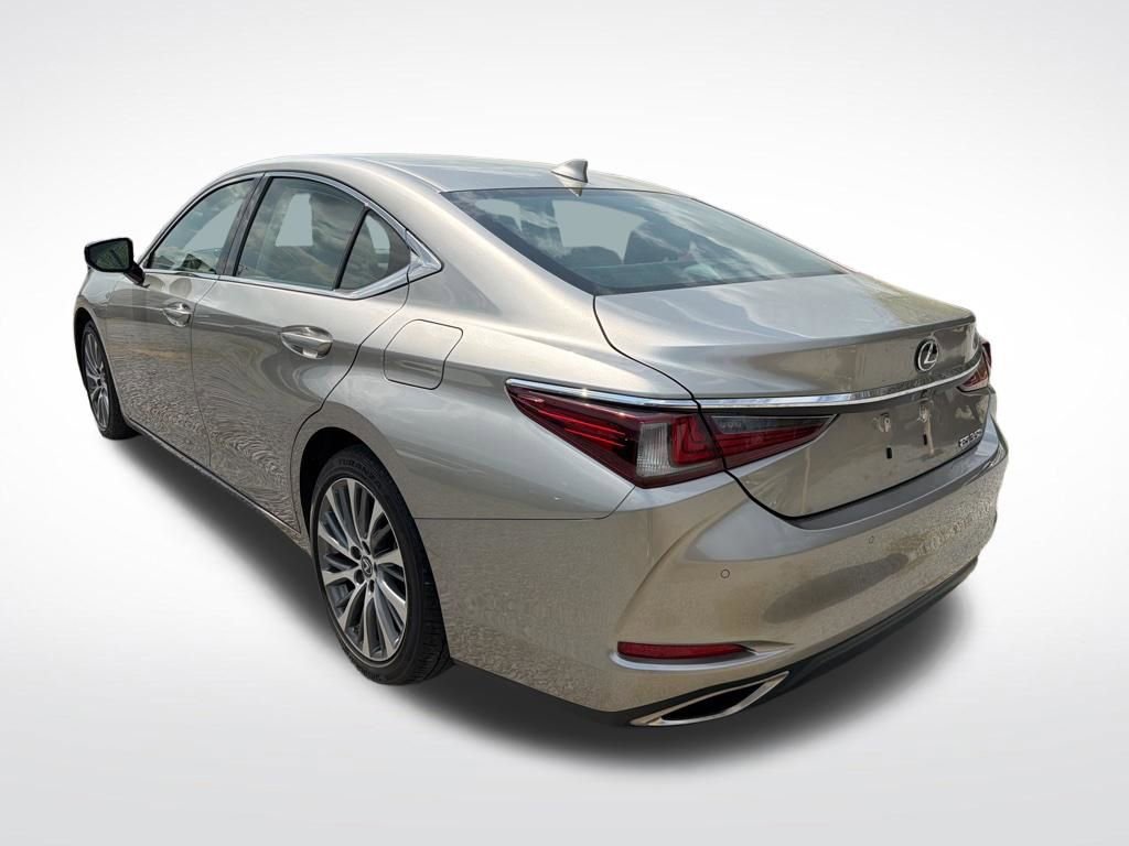 Used 2020 Lexus ES 350 w/ Premium Package image 11