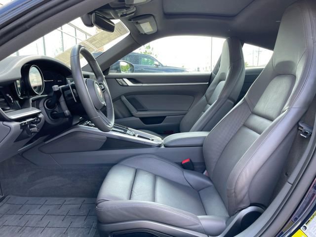 Used 2020 Porsche 911 Carrera 4S AWD/4WD image 20