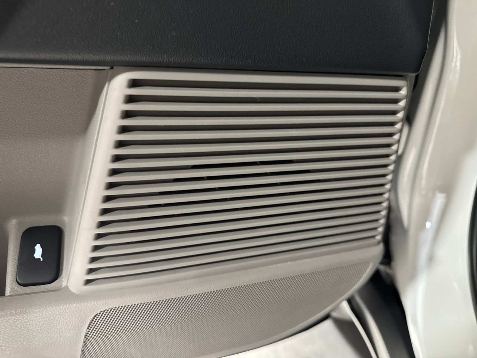 Used 2015 Honda Pilot EX-L image 17